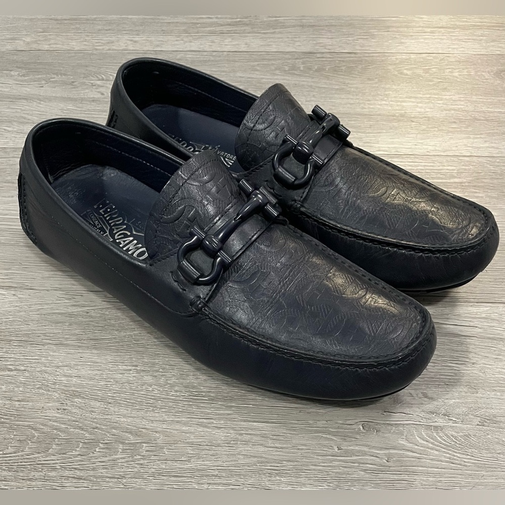 Ferragamo ‘Parigi’ Driving Loafers Dark Navy size 8